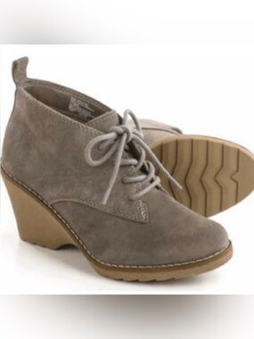 Gray Suede Lace-Up Ankle Boots - White Mountain Wedge Desert Boots